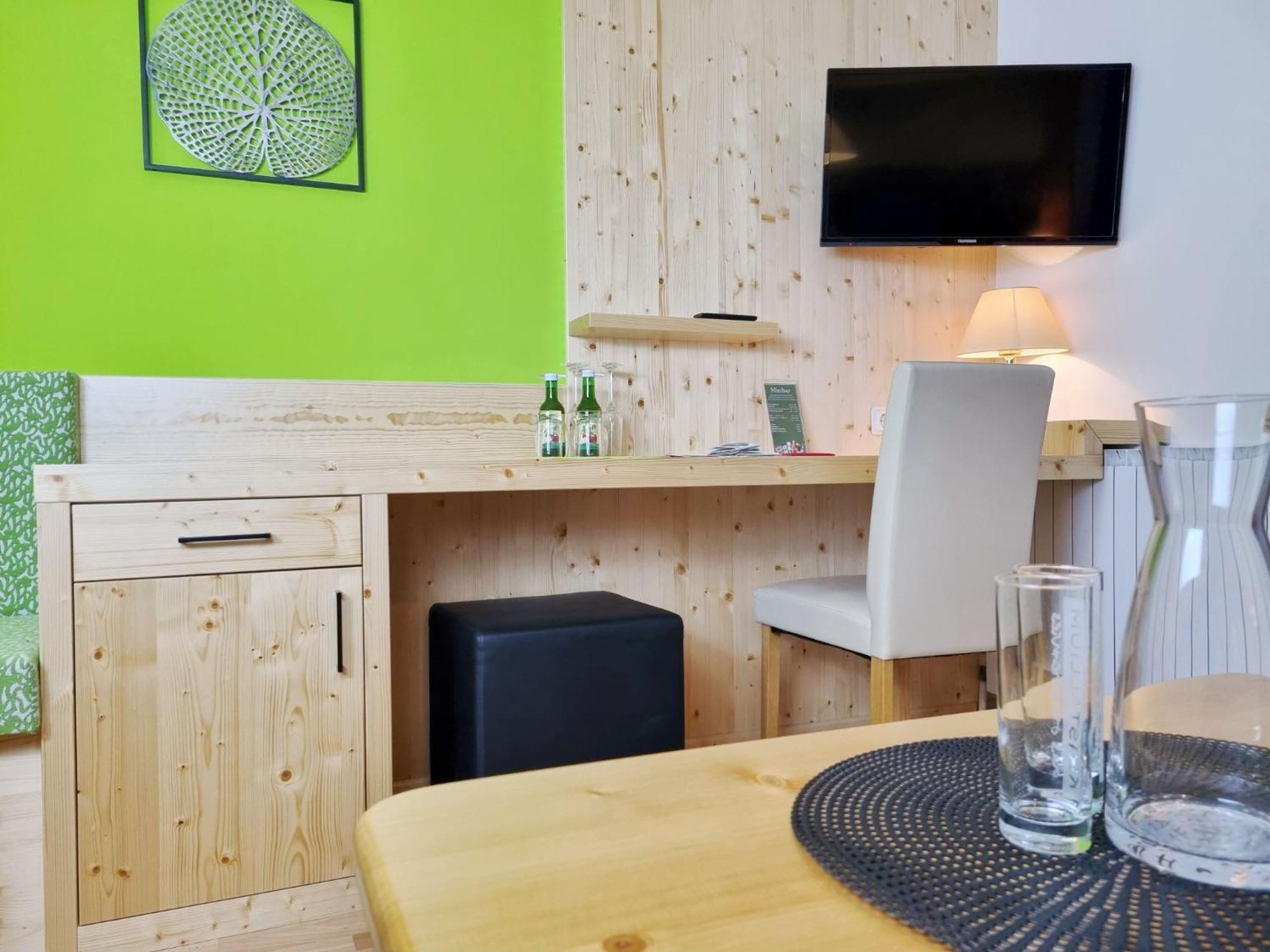 Cafe-Pension Kristall Hirschenwies Dış mekan fotoğraf